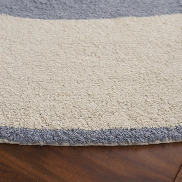 Safavieh Easy Care 6'-0" x 6'-0" Rug in Ivory / Blue