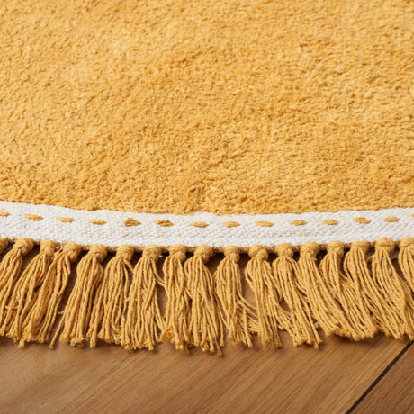 Safavieh Easy Care 6'-0" x 6'-0" Rug in Yellow / Ivory