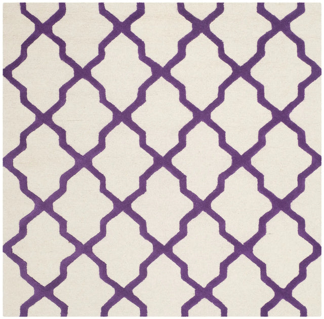 Safavieh Cambridge 6'-0" x 6'-0" Rug in Ivory / Purple
