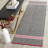 Safavieh Montauk 2'-3" x 7'-0" Rug in Light Pink / Multi