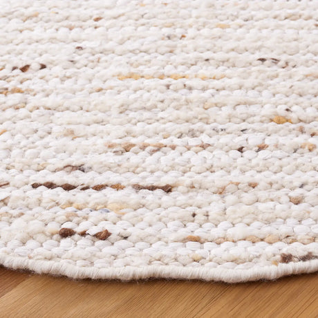 Safavieh Natura 6'-0" x 6'-0" Rug in Ivory / Gold