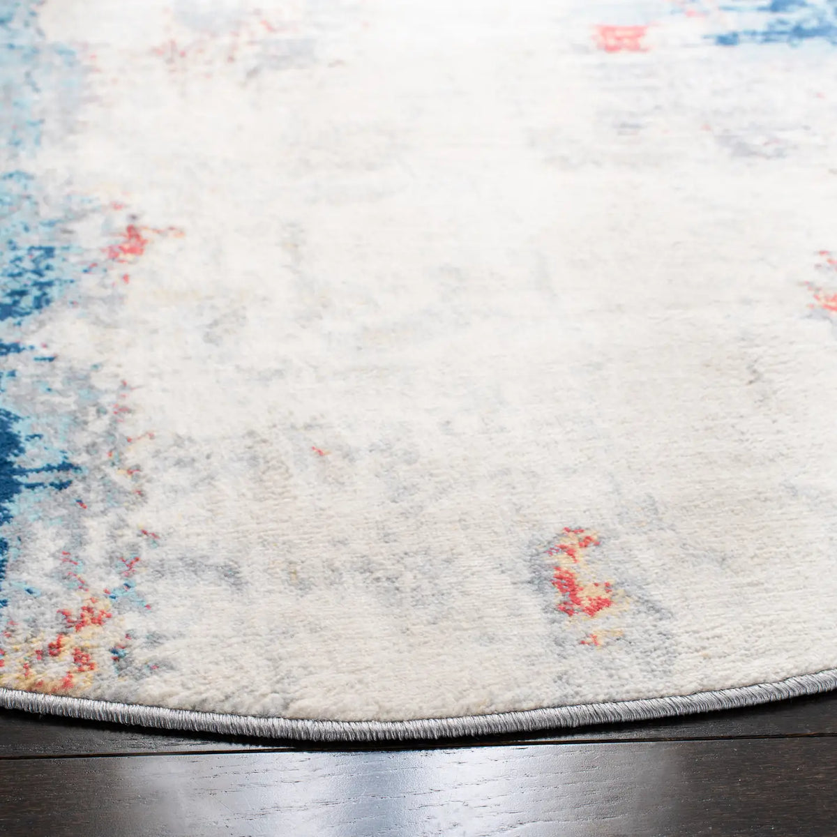 Safavieh Jasper 100 5'-0" x 5'-0" Rug in Grey / Red