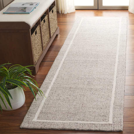 Safavieh Ebony 2'-3" x 9'-0" Rug in Grey / Ivory