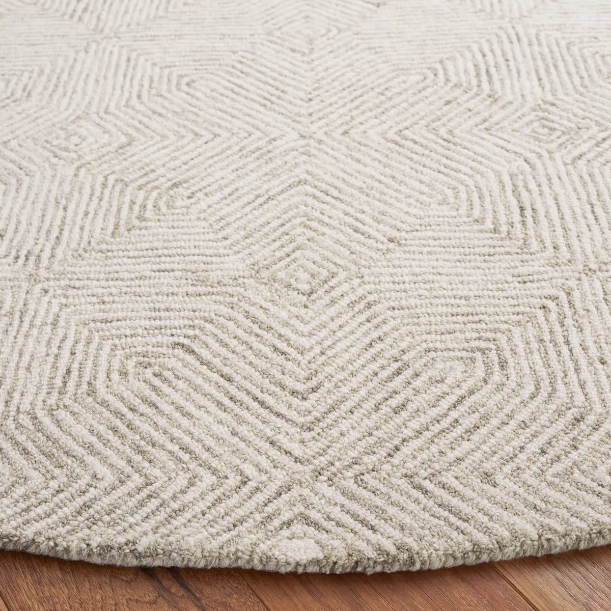 Safavieh Abstract 6'-0" x 6'-0" Rug in Grey / Ivory