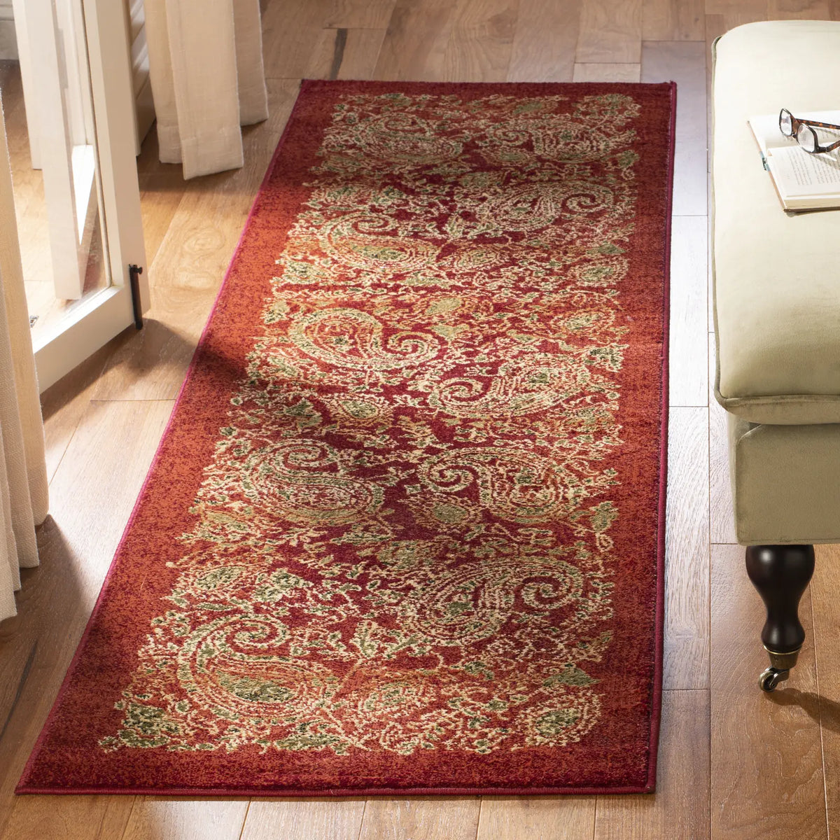 Safavieh Lyndhurst 2'-3" x 12'-0" Rug in Red / Multi