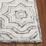 Safavieh Capri 4'-0" x 6'-0" Rug in Beige / Blue