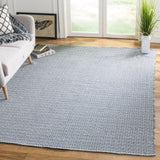 Safavieh Montauk 6'-0" x 9'-0" Rug in Ivory / Navy