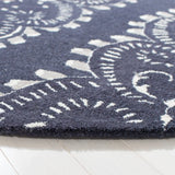 Safavieh Wyndham 7'-0" x 7'-0" Rug in Dark Grey / Ivory