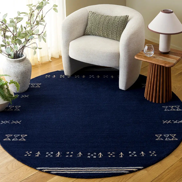 Safavieh Himalaya 6'-0" x 6'-0" Rug in Navy