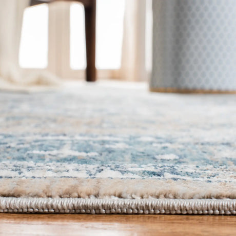 Safavieh Victoria 5'-0" x 8'-0" Rug in Blue / Grey