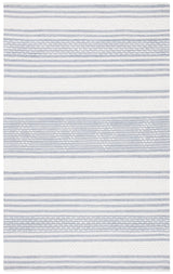 Safavieh Striped Kilim 4'-0" x 6'-0" Rug in Silver / Ivory