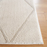 Safavieh Revive 5'-3" x 7'-7" Rug in Ivory