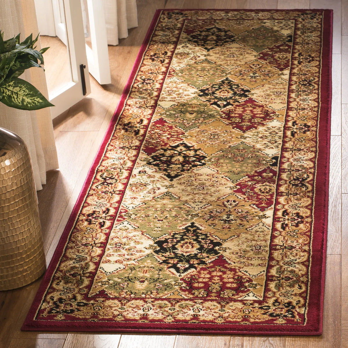 Safavieh Lyndhurst 2'-3" x 10'-0" Rug in Multi / Red