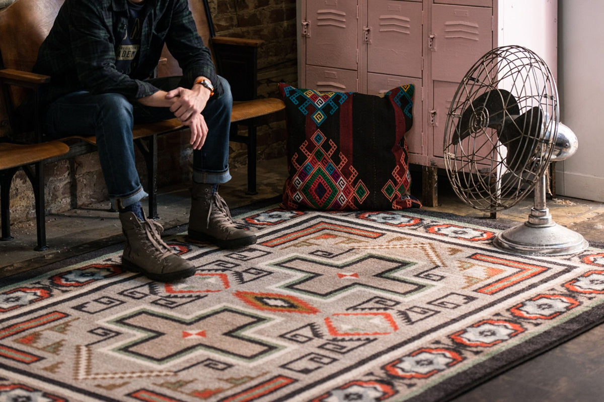 American Dakota Saw Tooth Raincloud Rug