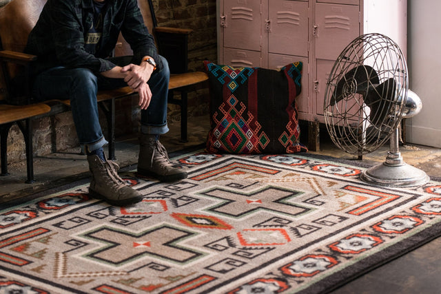 American Dakota Saw Tooth Raincloud Rug
