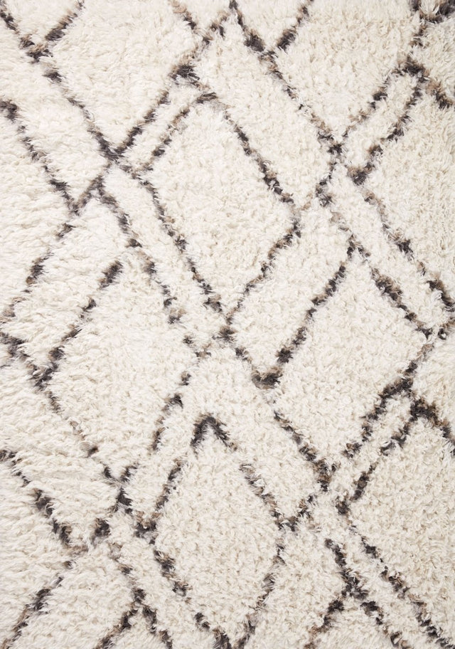 Angela Rose x Loloi Amira Ami-02 Ivory/Bark Rug.