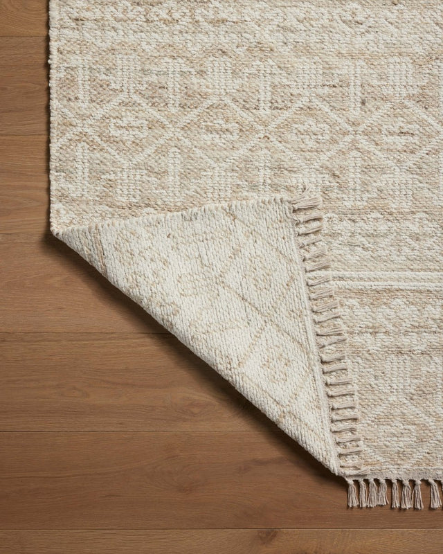 Angela Rose x Loloi Rivers Riv-03 Sand/Ivory Rug.