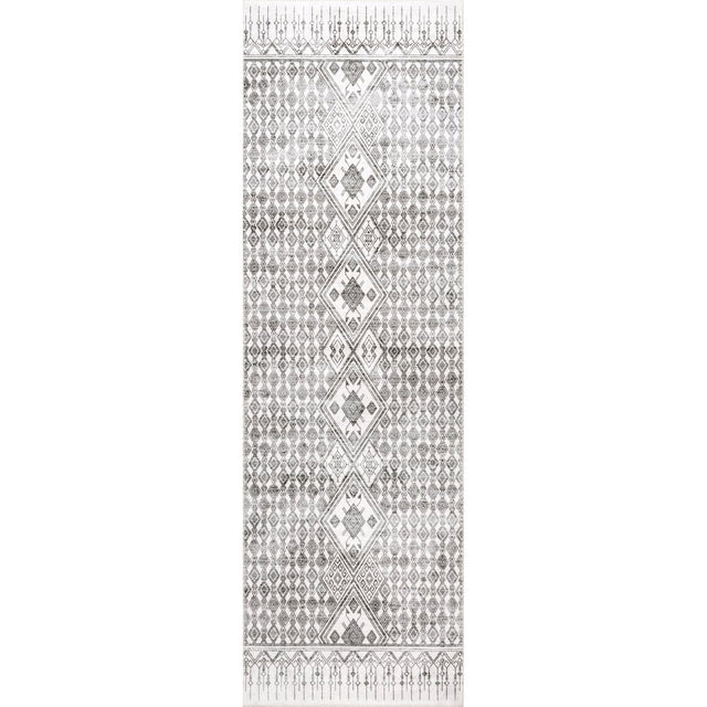 AreaRugs.com Machine Washable Wavaj Nwa1099A Light Gray Rug.