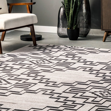 AreaRugs.com Machine Washable Wavaj Nwa1110A Charcoal Rug - AreaRugs.com - nwa1110a - 1016