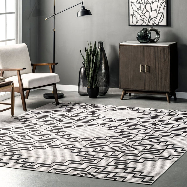 AreaRugs.com Machine Washable Wavaj Nwa1110A Charcoal Rug.