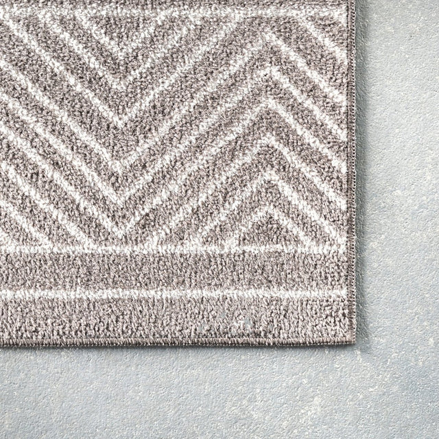 AreaRugs.com Machine Washable Wavaj Nwa1271B Gray Rug.