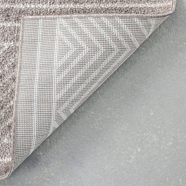 AreaRugs.com Machine Washable Wavaj Nwa1271B Gray Rug.