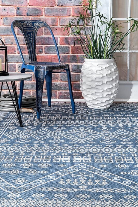 AreaRugs.com Nakra Fdhr48I Blue Rugs.