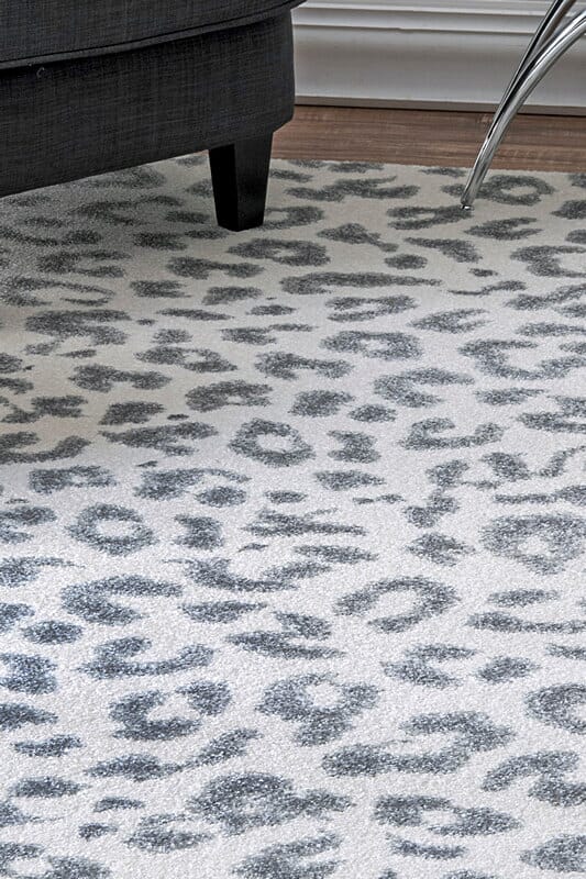 AreaRugs.com Nakra Omth02I Grey Rugs.