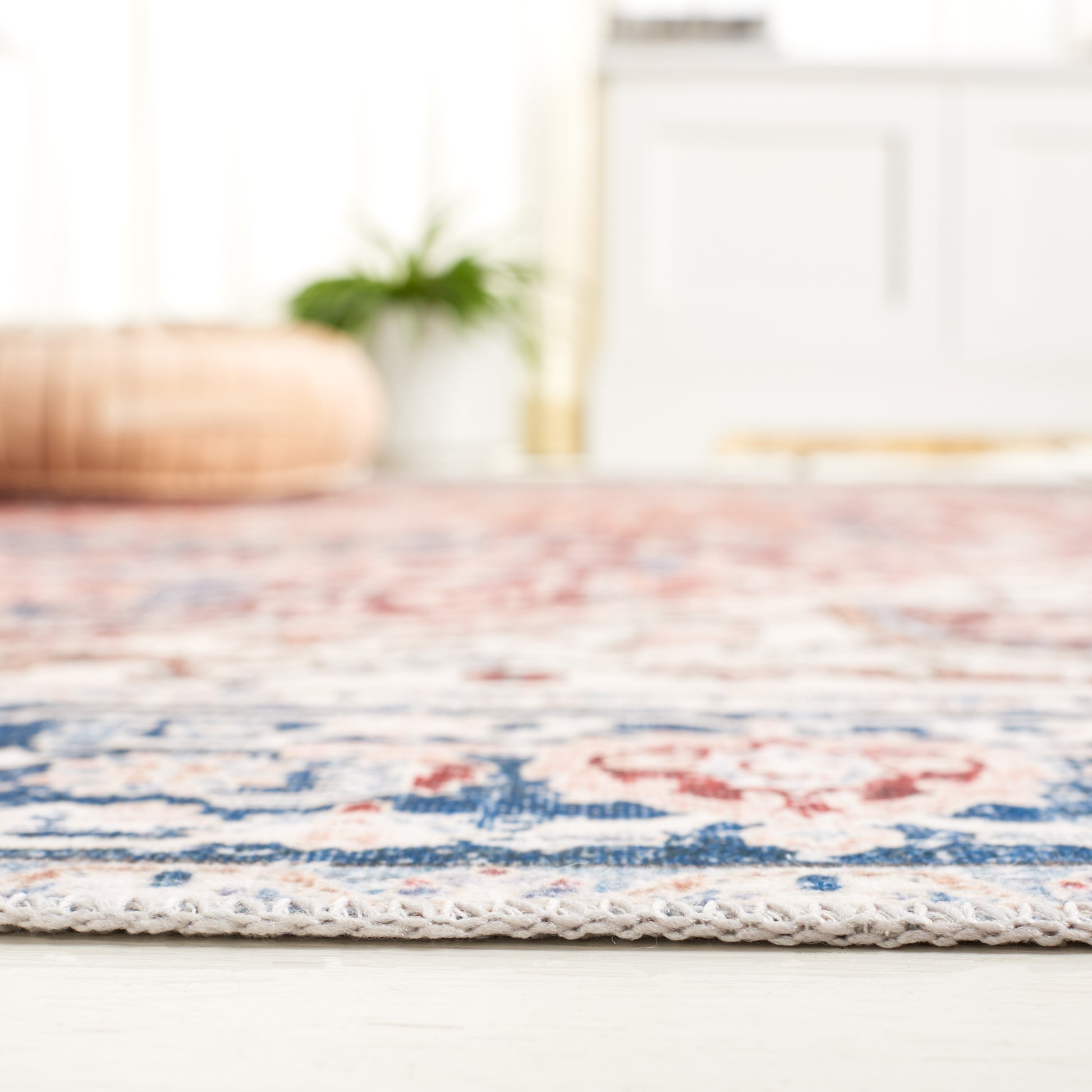 Safavieh Arizona Arz109Q Red/Navy Area Rug