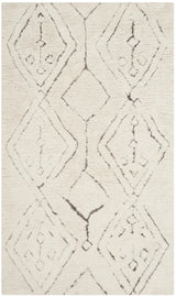 Safavieh Casablanca 3'-0" x 5'-0" Rug in Ivory / Multi