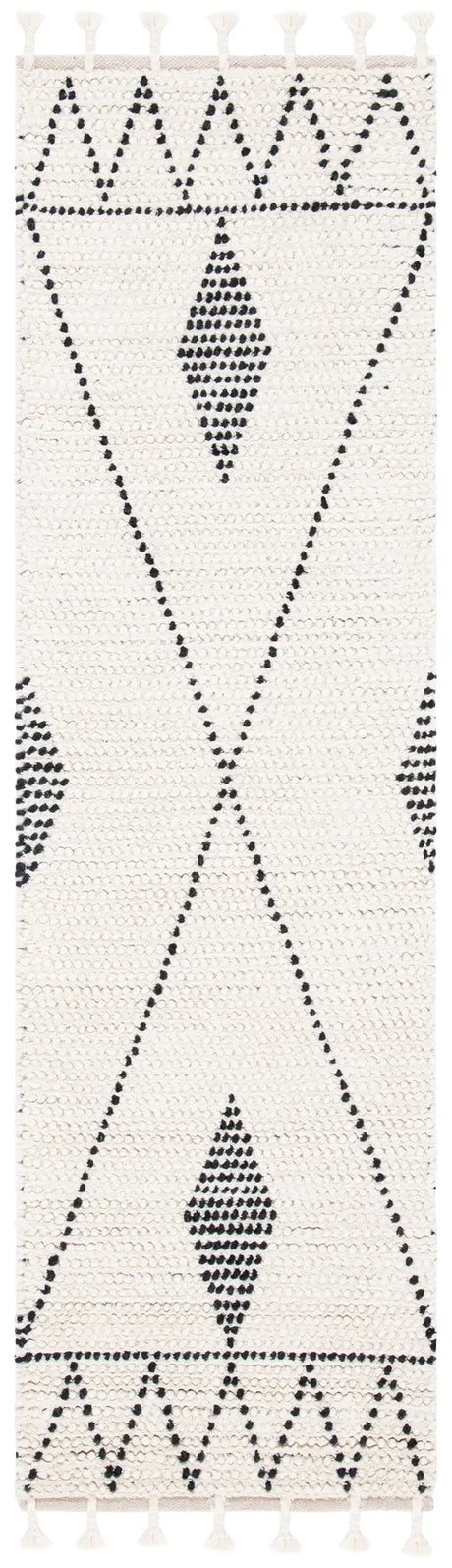Safavieh Casablanca 2'-3" x 10'-0" Rug in Ivory / Black