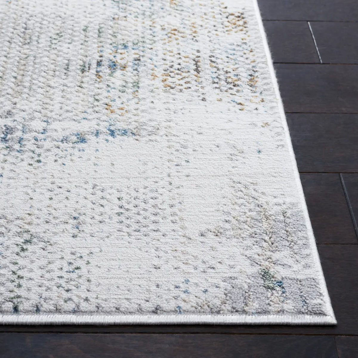 Safavieh Bel Air 4'-5" x 6'-5" Rug in Grey / Gold
