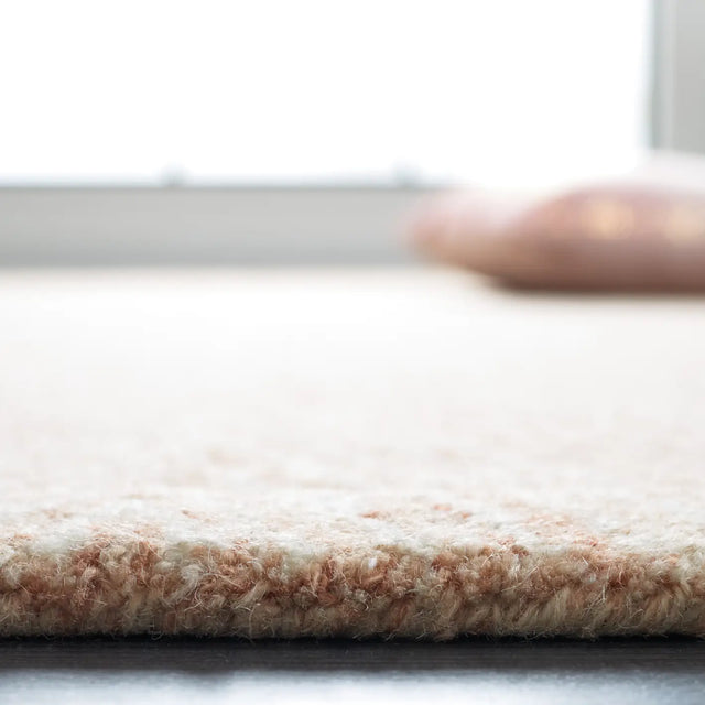 Safavieh Abstract 4'-0" x 6'-0" Rug in Brown / Ivory