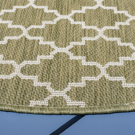 Safavieh Courtyard 5'-3" x 5'-3" Rug in Green / Beige