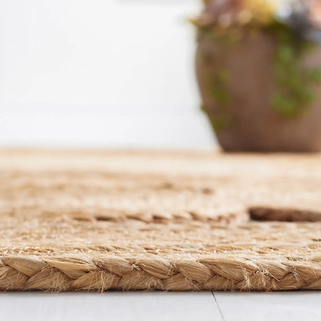 Safavieh Natural Fiber 4'-0" x 6'-0" Rug in Natural