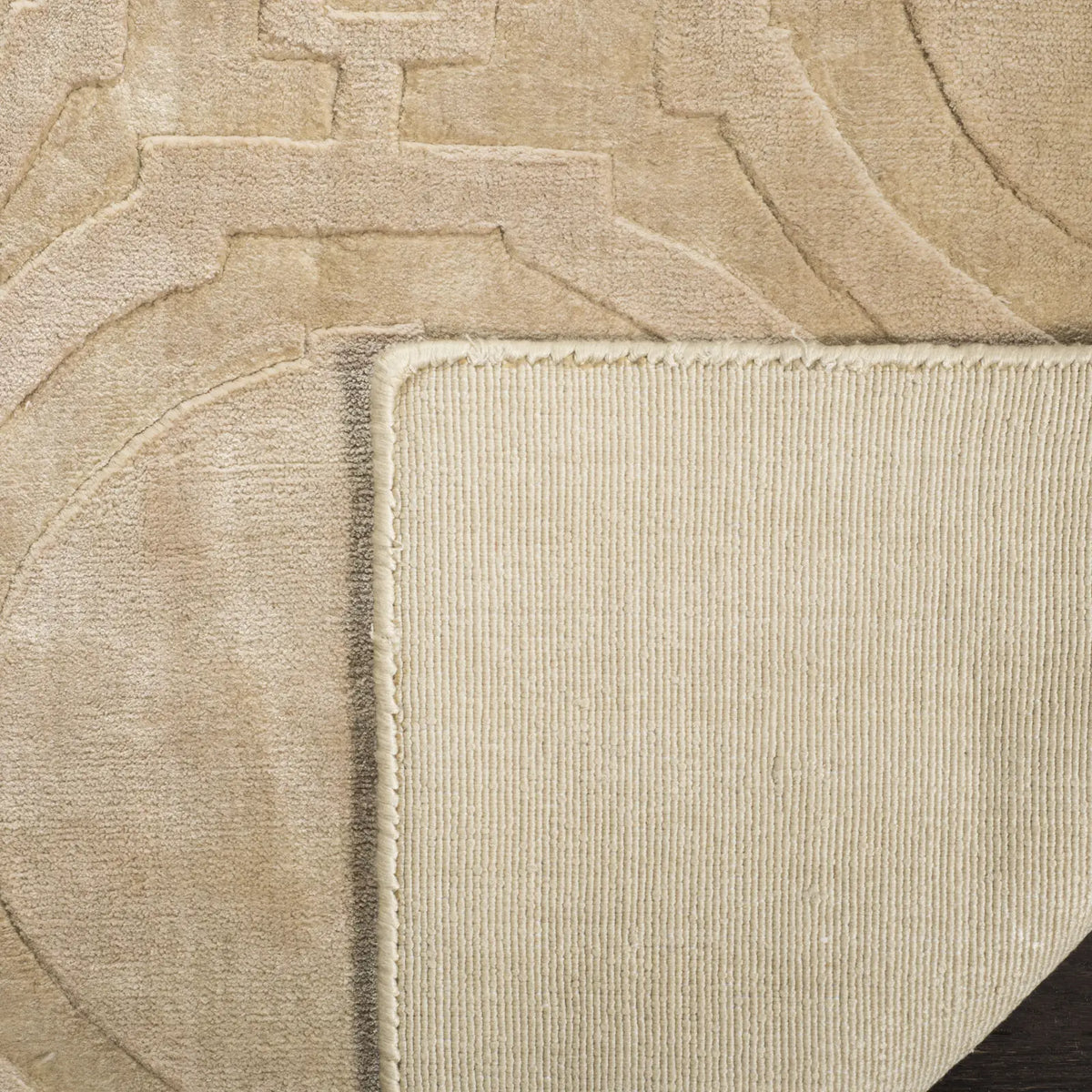 Safavieh Mirage 5'-0" x 8'-0" Rug in Beige