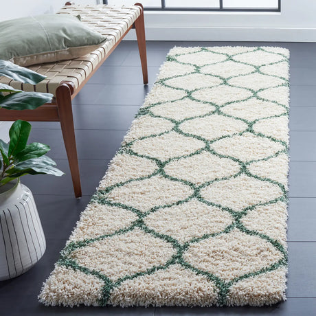 Safavieh Hudson Shag 2'-3" x 8'-0" Rug in Ivory / Green