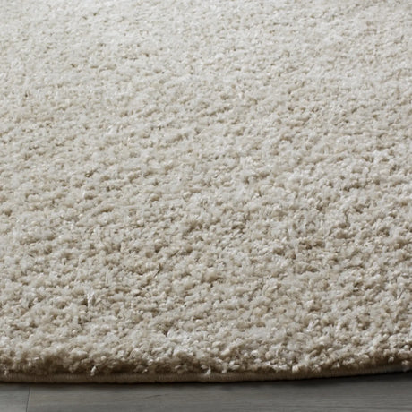 Safavieh Arizona Shag 6'-7" x 6'-7" Rug in Linen