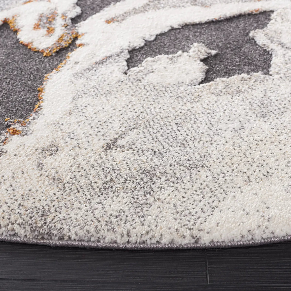 Safavieh Cyrus Shag 6'-7" x 6'-7" Rug in Dark Grey / Orange