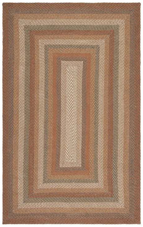 Safavieh Braided 4'-0" x 6'-0" Rug in Ivory / Green
