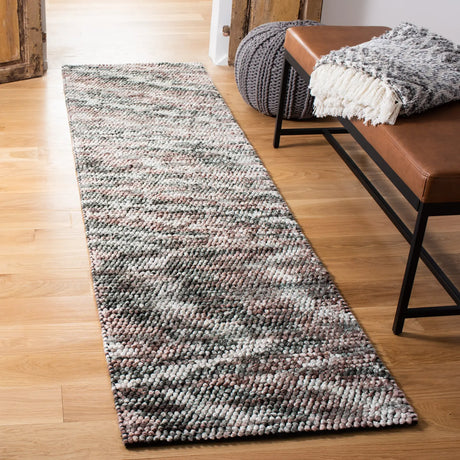 Safavieh Natura 2'-3" x 8'-0" Rug in Brown / Ivory