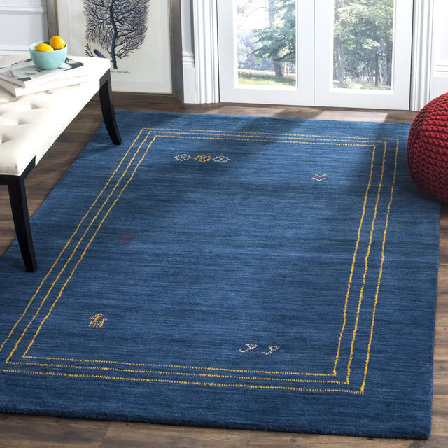 Safavieh Himalaya 4'-0" x 6'-0" Rug in Blue / Multi