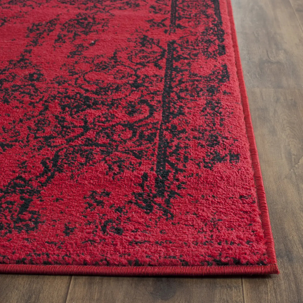 Safavieh Adirondack 2'-6" x 10'-0" Rug in Red / Black