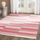 Safavieh Kilim 5'-0" x 8'-0" Rug in Pink / Ivory