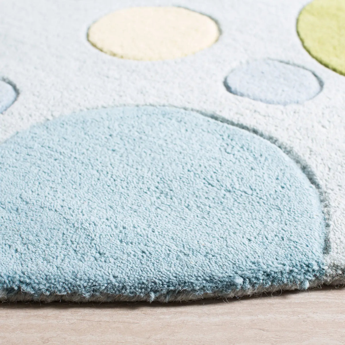 Safavieh Soho 6'-0" x 6'-0" Rug in Blue / Multi