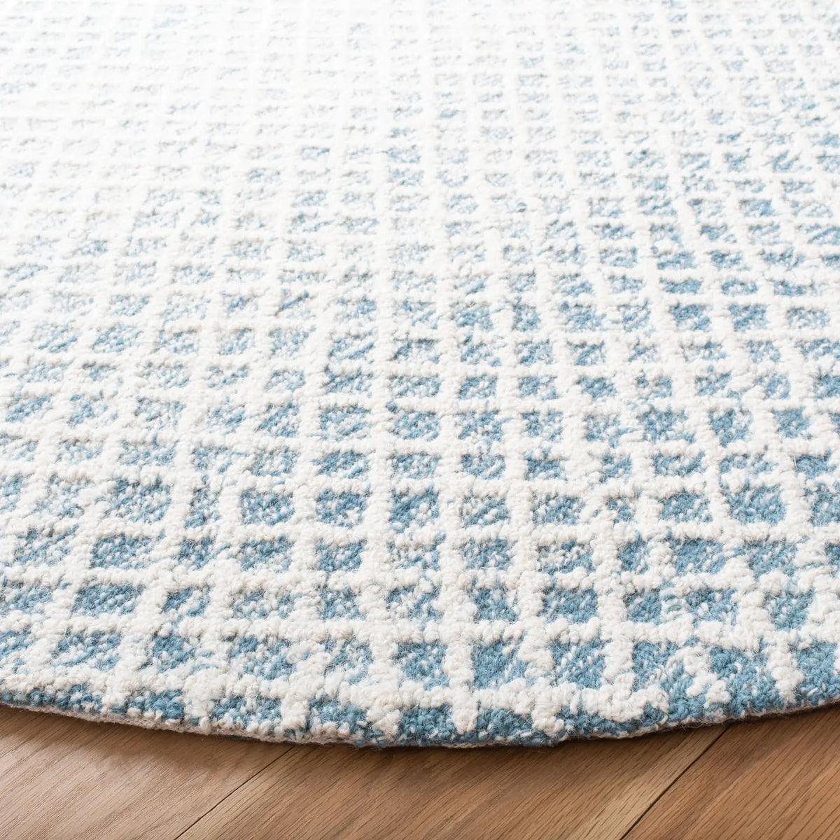 Safavieh Micro-Loop 5'-0" x 5'-0" Rug in Blue / Ivory