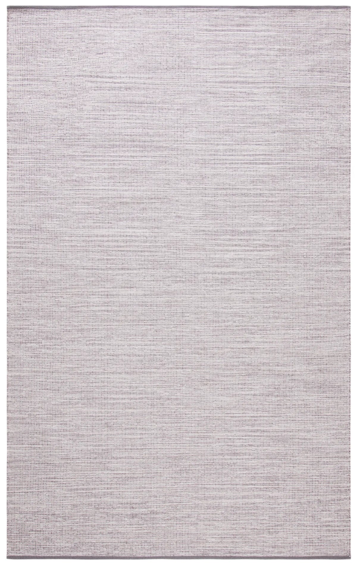 Safavieh Montauk 4'-0" x 6'-0" Rug in Silver