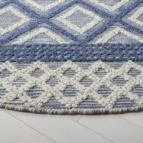 Safavieh Vermont 6'-0" x 6'-0" Rug in Ivory / Blue