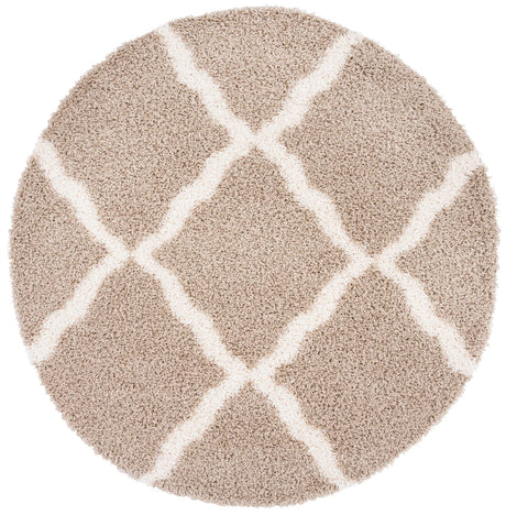 Safavieh Sgd-Dallas Shag 6'-0" x 6'-0" Rug in Beige / Ivory