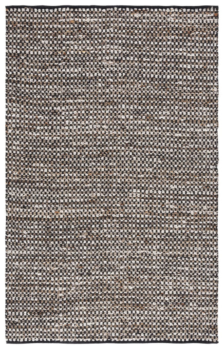 Safavieh Natura 4'-0" x 6'-0" Rug in Black / Ivory